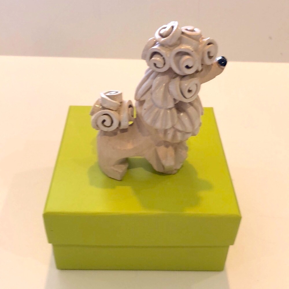 NEW - Artesania Rinconada Rare/Vintage Carved French Poodle Figurine - - Picture 4 of 8